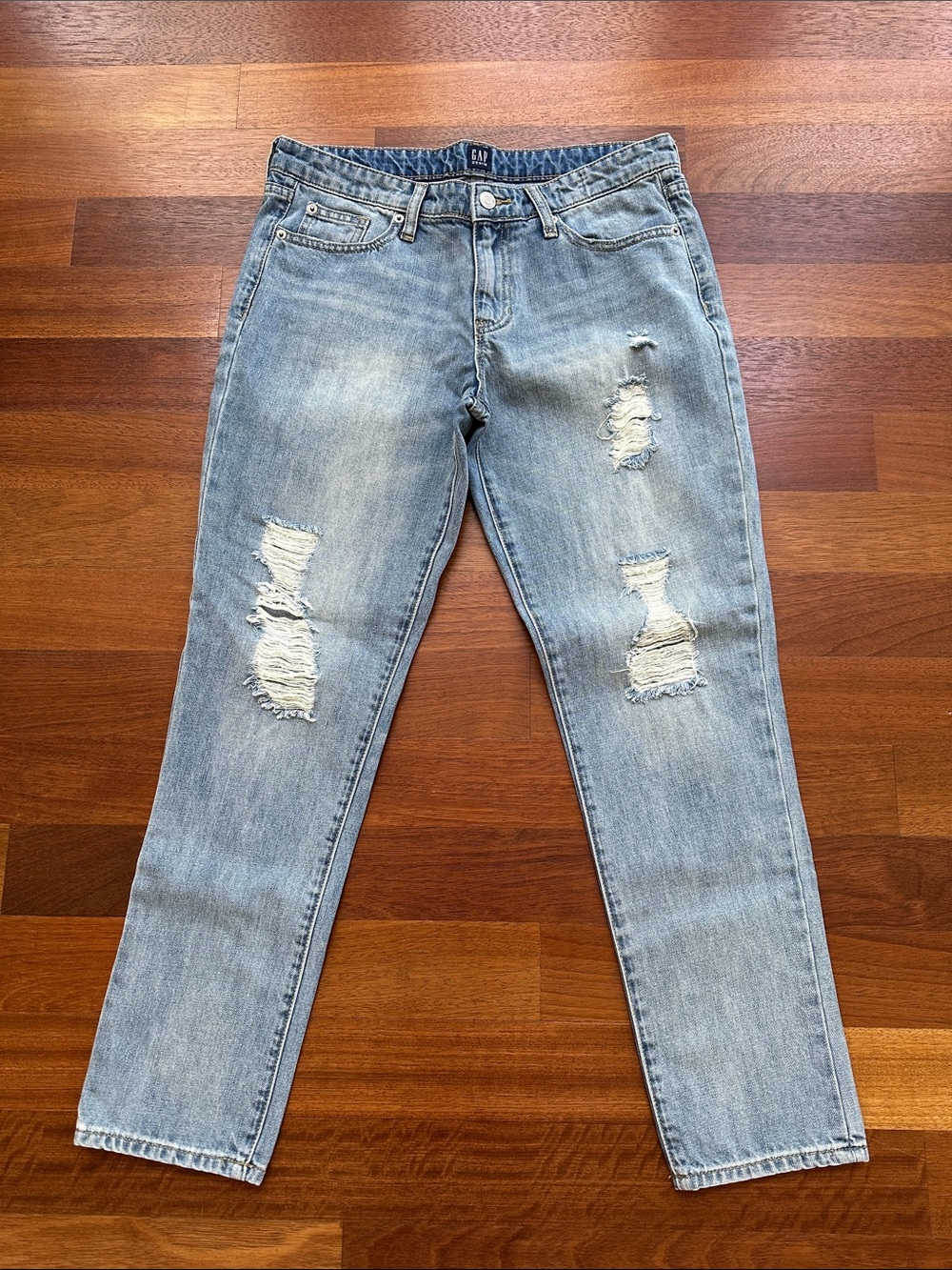 GAP Women's Washed Light Blue Distressed Sexy Boyfriend Jeans - 27 Regular